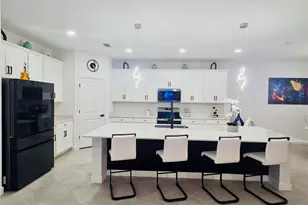 9230 Aqua Overlook Ct, Lehigh Acres, FL 33936 - Photo 4