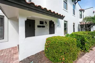 1080 6th St S, Naples, FL 34102 - Photo 4