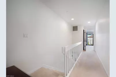 1080 6th St S, Naples, FL 34102 - Photo 20