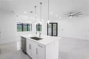 2840 Golden Gate Blvd W, Naples, FL 34120 - Photo 14
