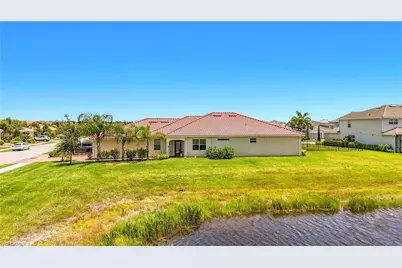 2558 Vine Ave, Naples, FL 34120 - Photo 4