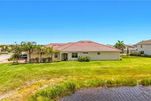 2558 Vine Ave, Naples, FL 34120 - Photo 4