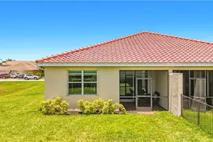 2558 Vine Ave, Naples, FL 34120 - Photo 38