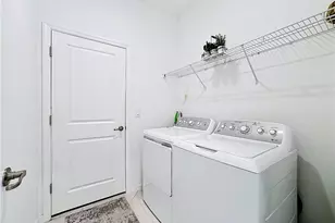 2558 Vine Ave, Naples, FL 34120 - Photo 34
