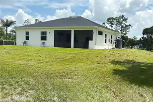 3335 16th Ave SE, Naples, FL 34117 - Photo 4