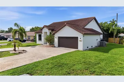 1140 Jeronimo Dr, Naples, FL 34103 - Photo 28