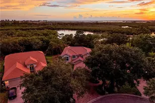 25251 Bay Cedar Dr, Bonita Springs, FL 34134 - Photo 2