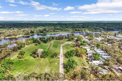 1050 Shady Oaks Ave, Labelle, FL 33935 - Photo 12