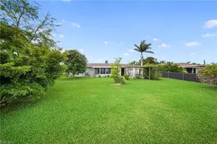 803 Monet St, Lehigh Acres, FL 33936 - Photo 32