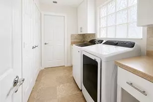 28869 Vermillion Ln, Bonita Springs, FL 34135 - Photo 14