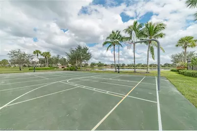 7935 Valentina Ct, Naples, FL 34114 - Photo 40