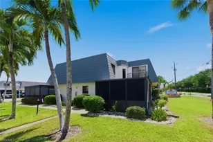 16001 Amberwood Lake Ct, Fort Myers, FL 33908 - Photo 2