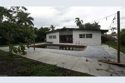 544 Bayside Dr, Fort Myers, FL 33919 - Photo 30