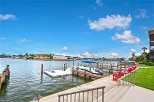 3200 Gulf Shore Blvd N, Naples, FL 34103 - Photo 4