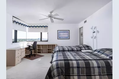 5555 Heron Point Dr #902, Naples, FL 34108 - Photo 8