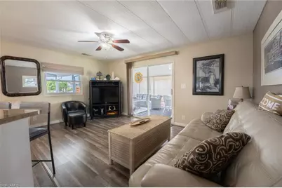 953 Bunker Hill Dr, Naples, FL 34110 - Photo 12