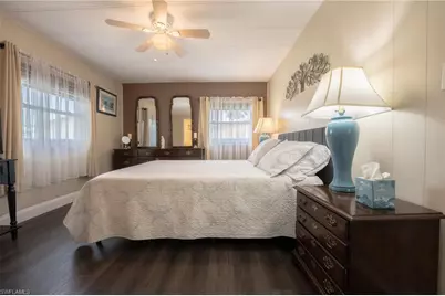 953 Bunker Hill Dr, Naples, FL 34110 - Photo 18