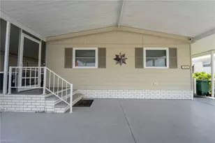 953 Bunker Hill Dr, Naples, FL 34110 - Photo 4