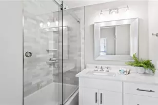440 Kingstown Dr, Naples, FL 34102 - Photo 26