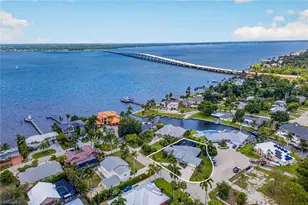 8390 Riviera Ave, Fort Myers, FL 33919 - Photo 50