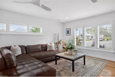 8390 Riviera Ave, Fort Myers, FL 33919 - Photo 18