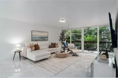 995 9th Ave S #4, Naples, FL 34102 - Photo 8
