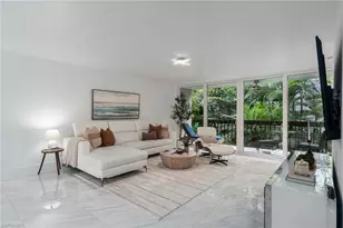 995 9th Ave S, Naples, FL 34102 - Photo 8