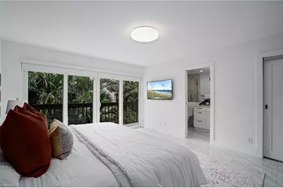 995 9th Ave S #4, Naples, FL 34102 - Photo 22