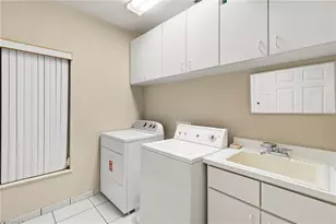 526 100th Ave N, Naples, FL 34108 - Photo 22