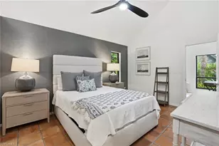1245 Solana Rd, Naples, FL 34103 - Photo 12