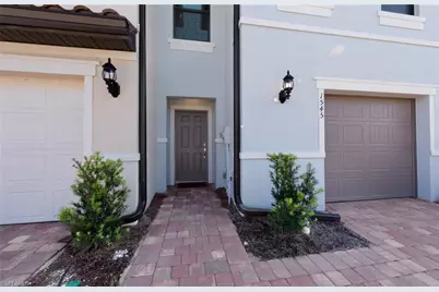 1552 Lake Jessup Cir, Cape Coral, FL 33909 - Photo 2