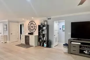 225 5th Ave S, Naples, FL 34102 - Photo 28
