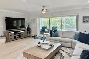 225 5th Ave S, Naples, FL 34102 - Photo 26