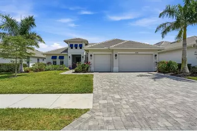 14386 Laguna Springs Ln, Naples, FL 34114 - Photo 4