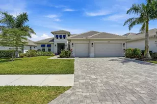14386 Laguna Spgs Ln, Naples, FL 34114 - Photo 4