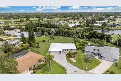 363 Juli Fe Dr, Naples, FL 34110 - Photo 24