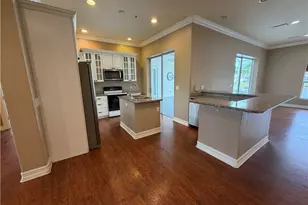 3425 Anton Ct, Naples, FL 34109 - Photo 10