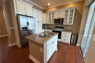 3425 Anton Ct, Naples, FL 34109 - Photo 14