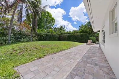 1051 Cypress Woods Dr, Naples, FL 34103 - Photo 22