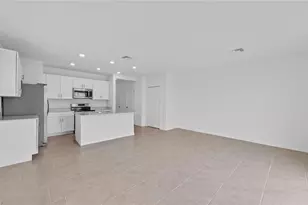 4208 Caterina Ct, North Fort Myers, FL 33917 - Photo 4