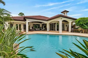 430 29th St NW, Naples, FL 34120 - Photo 2