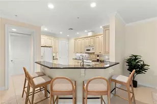 600 5th Ave S, Naples, FL 34102 - Photo 10