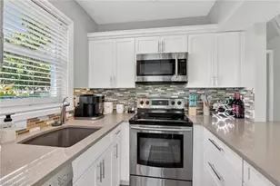 421 12th Ave S, Naples, FL 34102 - Photo 8