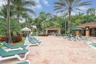 1260 Wildwood Lakes Blvd, Naples, FL 34104 - Photo 14
