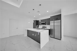 325 Paulcrest Ave, Lehigh Acres, FL 33974 - Photo 6