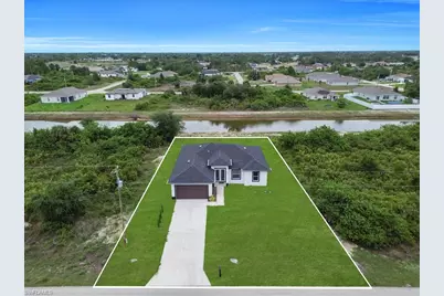 325 Paulcrest Ave, Lehigh Acres, FL 33974 - Photo 38
