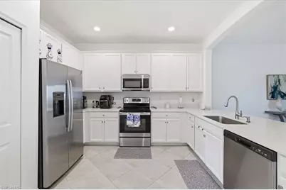 2636 Vine Ave, Naples, FL 34120 - Photo 10
