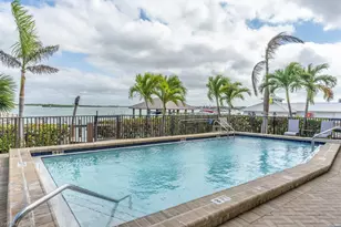 10 Tampa Pl, Marco Island, FL 34145 - Photo 28