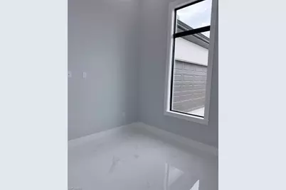 4231 20th St NE, Naples, FL 34120 - Photo 6
