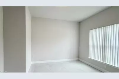 372 Rockland St, Lehigh Acres, FL 33972 - Photo 10